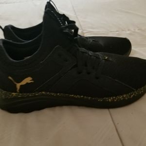 Puma Tennis Shoes Size 10